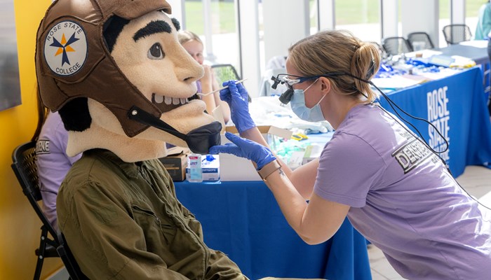 Rose State College Offers Dental Screenings To The Public