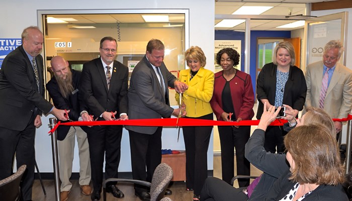 Rose State Unveils New Moog Advanced Manufacturing Lab And 3-D Printer